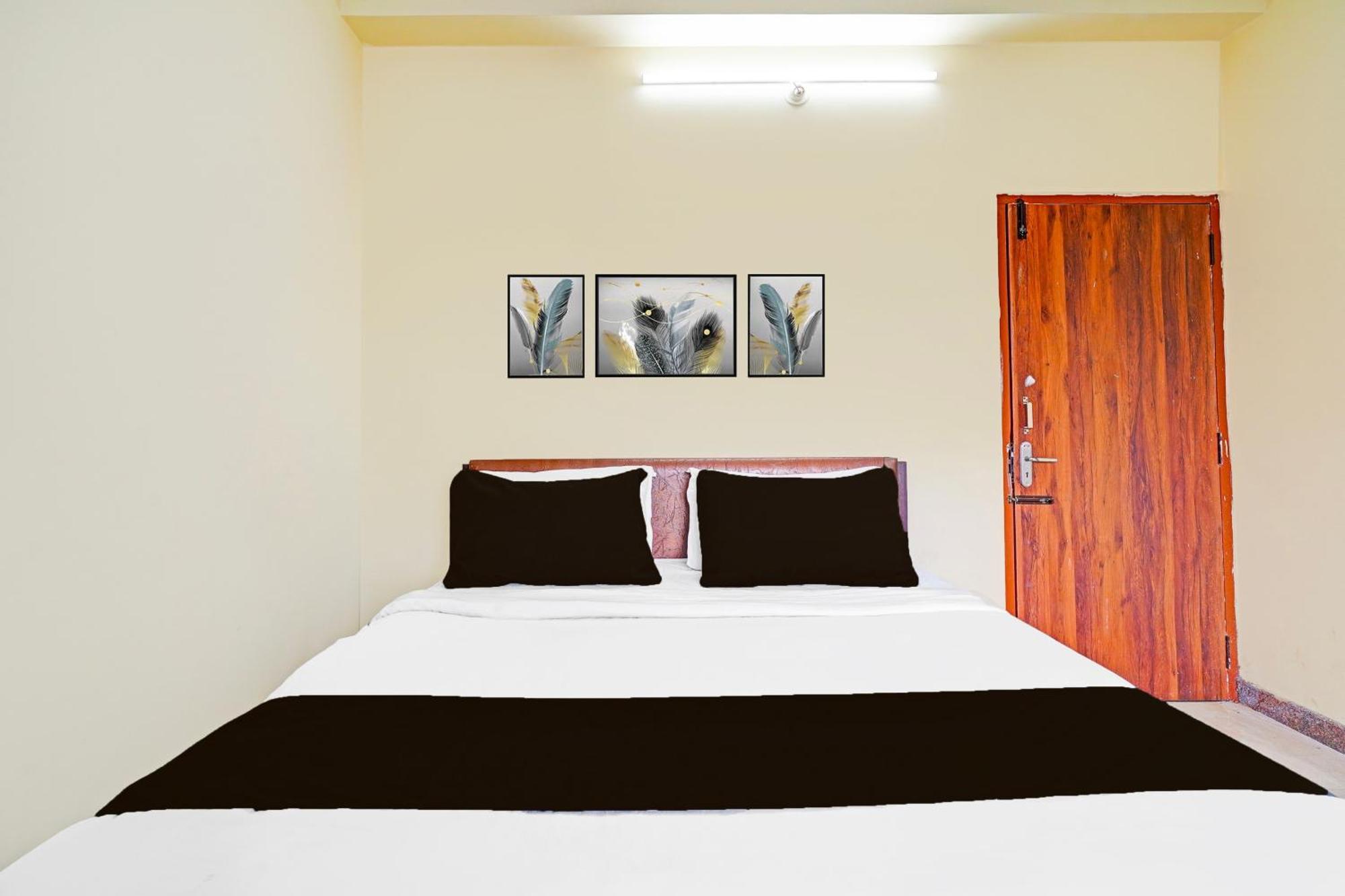 Super Hotel O Srigandhakavalu Formerly Chamundeshwari Lodging Jālahalli Εξωτερικό φωτογραφία