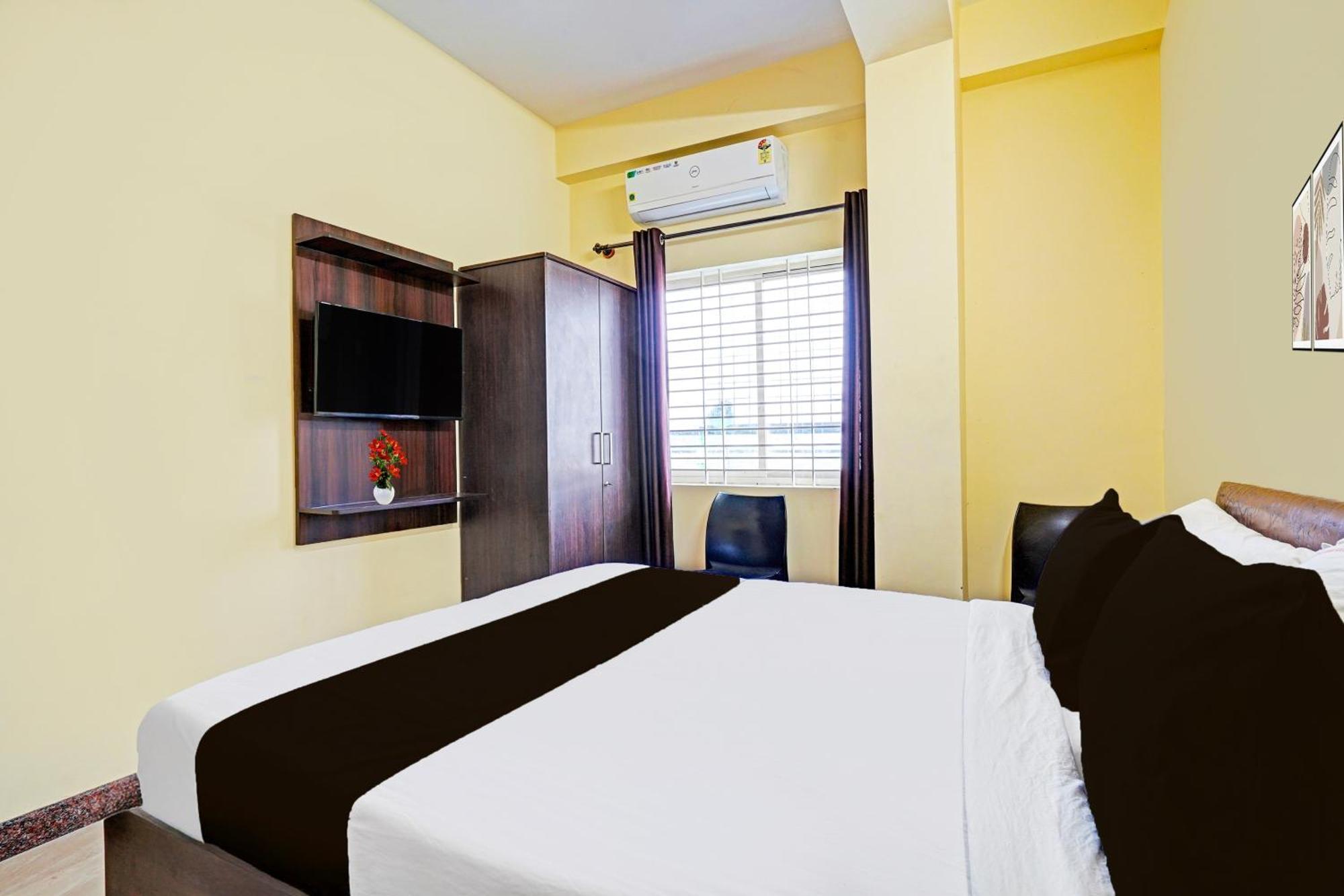 Super Hotel O Srigandhakavalu Formerly Chamundeshwari Lodging Jālahalli Εξωτερικό φωτογραφία